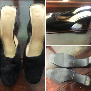 3/$25 VELVET HEELS 9 (*8-9 FIT)